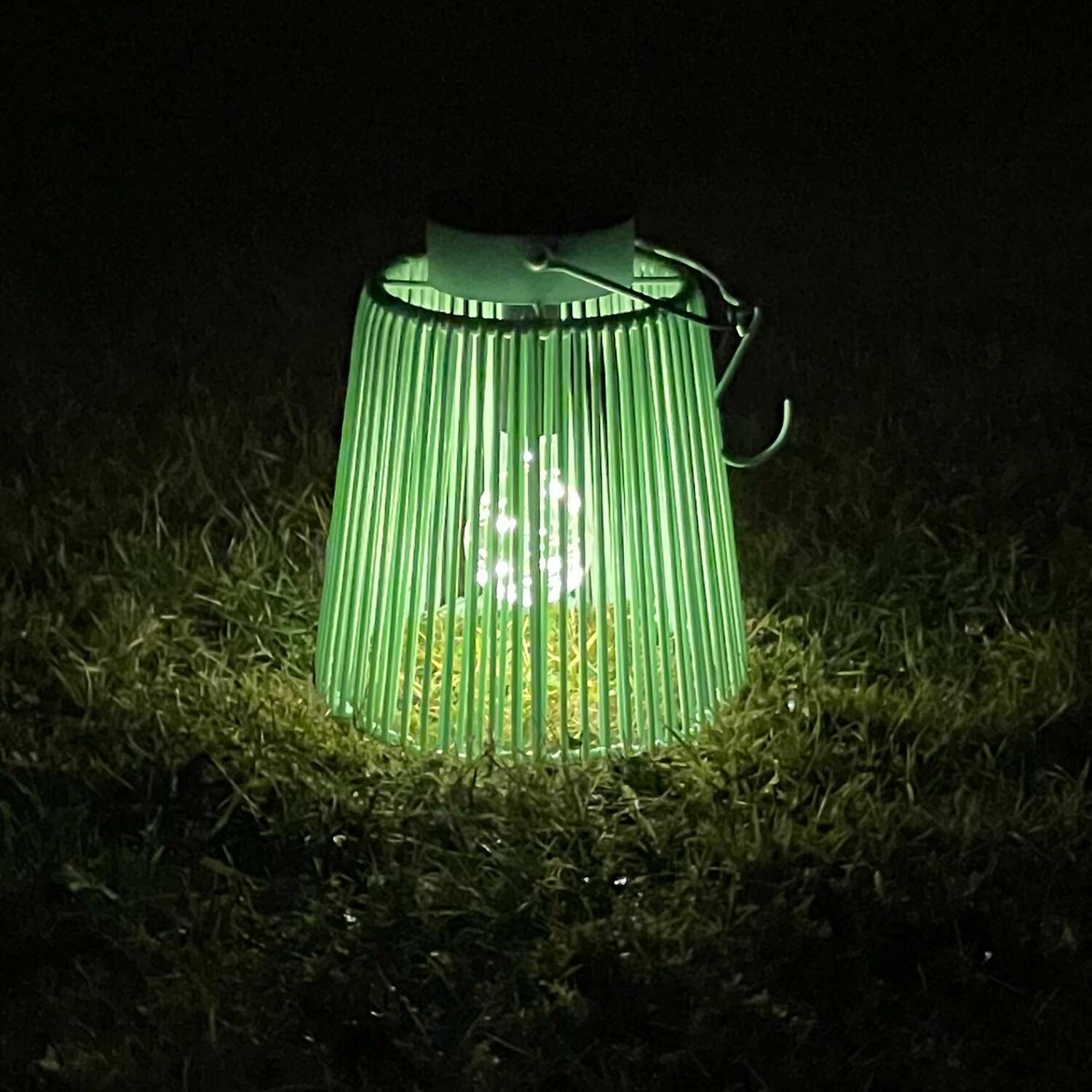 Solarlaterne Gartenlaterne Outdoor aus Metall LED pastellgrün, 22cm